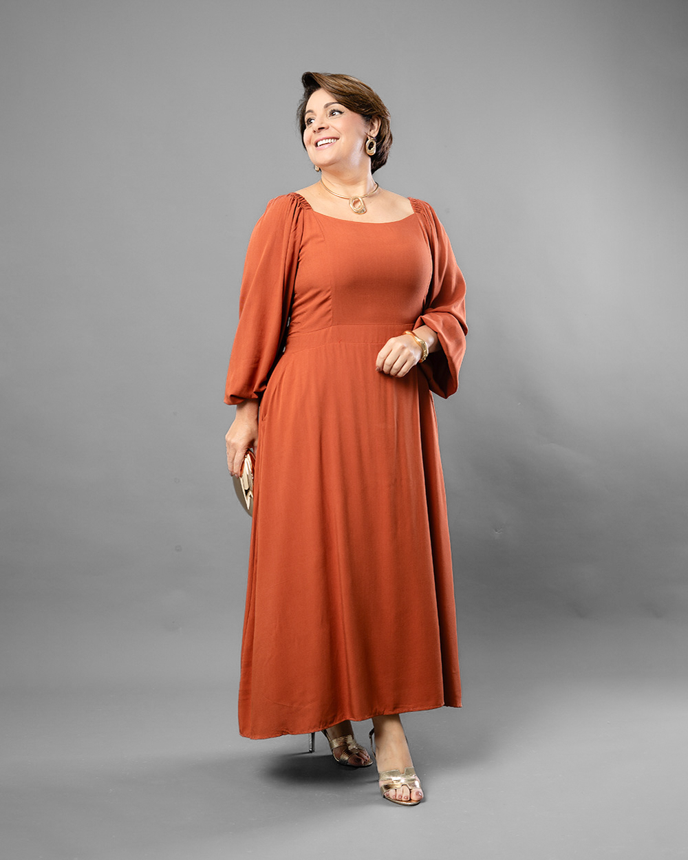 Vestido Midi Plus 7270